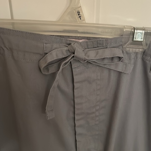 White Cross Grey Scrub Pants, size XL - Picture 5 of 7